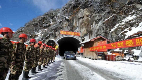 我國十大地勢驚險的公路,風景如畫但會讓你笑中帶淚,你去過哪個 我國十大地勢驚險的公路,風景如畫但會讓你笑中帶淚,你去過哪個