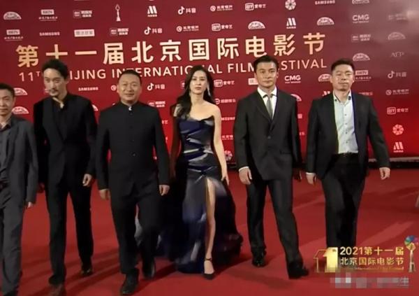 紅毯:佟麗婭仙氣baby俗氣,董璇犧牲最大,鞏俐滿臉傲慢氣場最強 紅毯:佟麗婭仙氣baby俗氣,董璇犧牲最大,鞏俐滿臉傲慢氣場最強