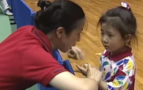 5歲拿冠軍，日乒一姐福原愛回應離婚，情路坎坷感謝中國人的喜愛