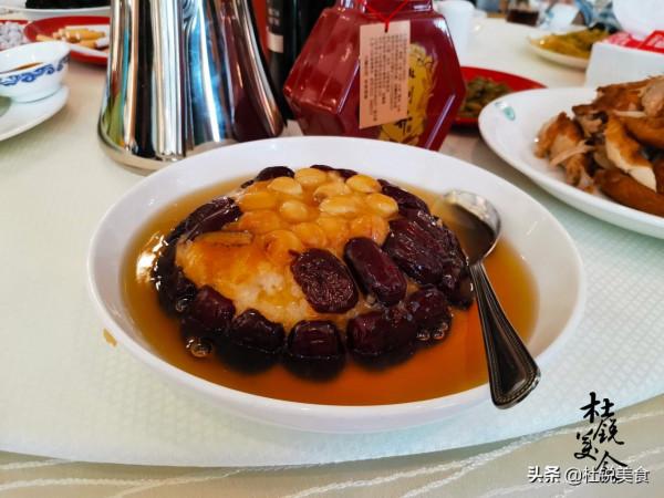 參加山東婚宴,1大桌20道菜,朋友:不愧是魯菜發源地,太豐盛 參加山東婚宴,1大桌20道菜,朋友:不愧是魯菜發源地,太豐盛