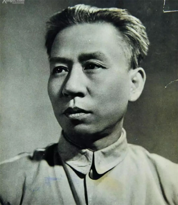 除了毛朱劉周任五大書記，還有2位候補書記：是誰？結局如何？