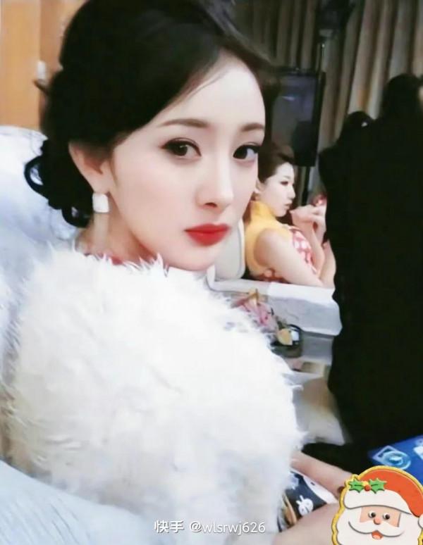 以前青春年少的楊冪