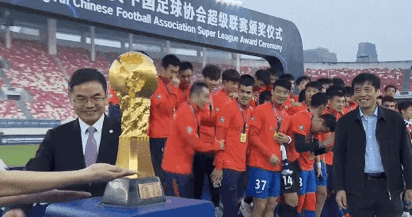 陳戌源，頒獎之夜你為什麼不快樂？