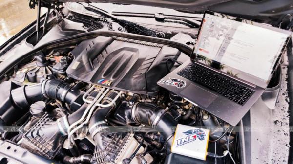 寶馬M5升級ECU刷特調程式,S63“機皇”潛能覺醒 寶馬M5升級ECU刷特調程式,S63“機皇”潛能覺醒