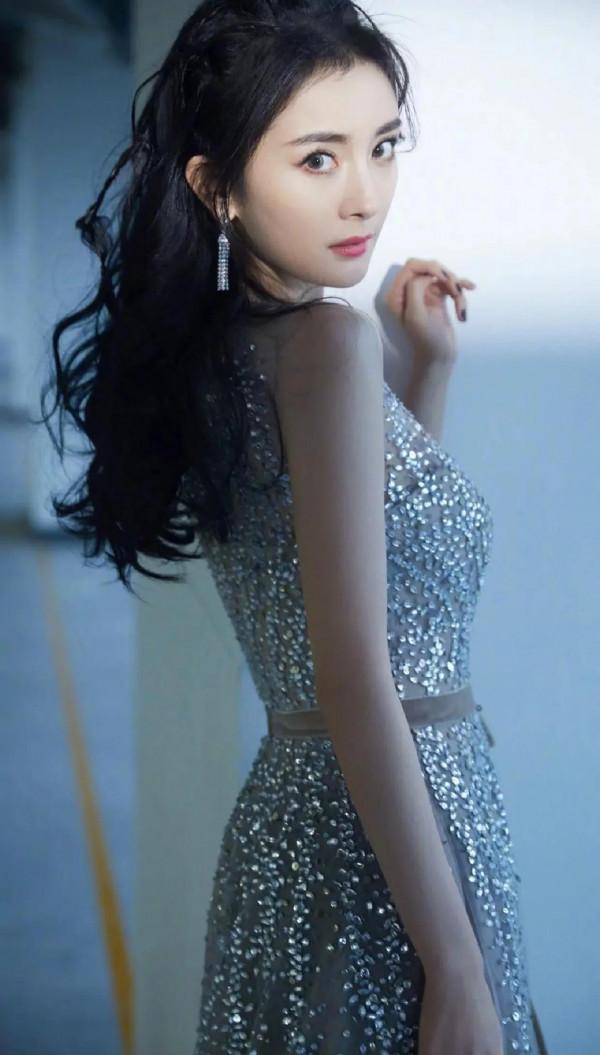 林志玲.楊冪，你更喜歡哪個？