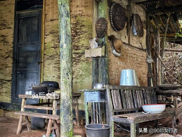 徒步成都大邑終南山，山高路遠無人煙，只有一座荒廢無人的道觀