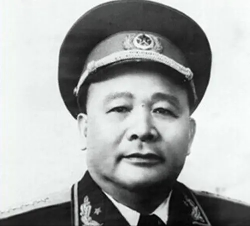 1955年授軍銜,十位將軍都擔任什麼職務?職務最高的是哪個? 1955年授軍銜,十位將軍都擔任什麼職務?職務最高的是哪個?