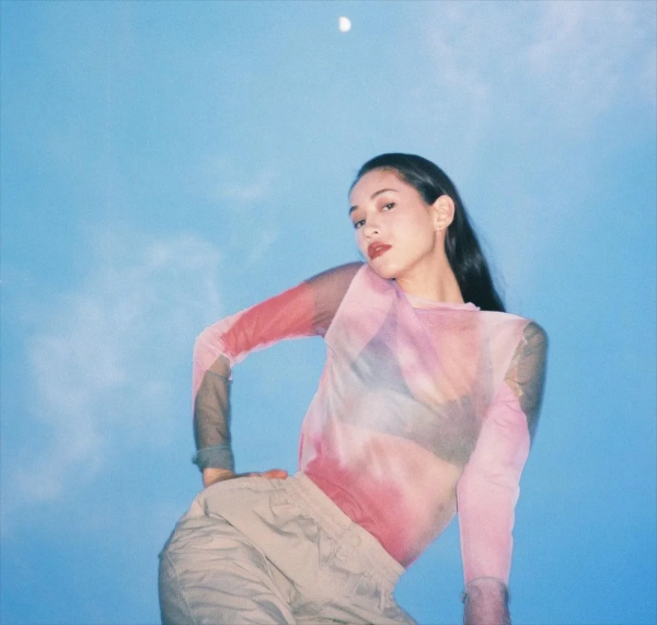 被凸嘴困擾的中國女孩，都是隱藏的大美人