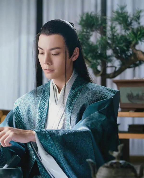 明星古裝龍鬚造型醜？那你是沒見過好看的！王一博任嘉倫陌上公子