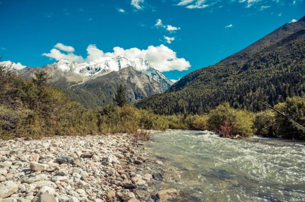 4000米高原試駕第四代漢蘭達，實測油耗僅為5.0L/100km