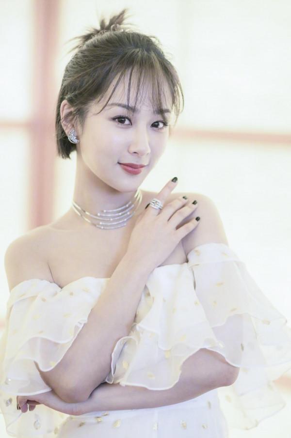 高畫質美照|北京女神演員楊紫 高畫質美照|北京女神演員楊紫