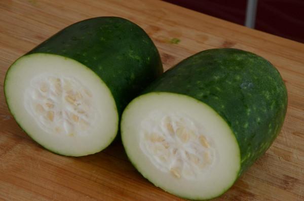 天冷啦，這道熱氣騰騰的湯端上桌，營養美味又解饞，暖和過深秋