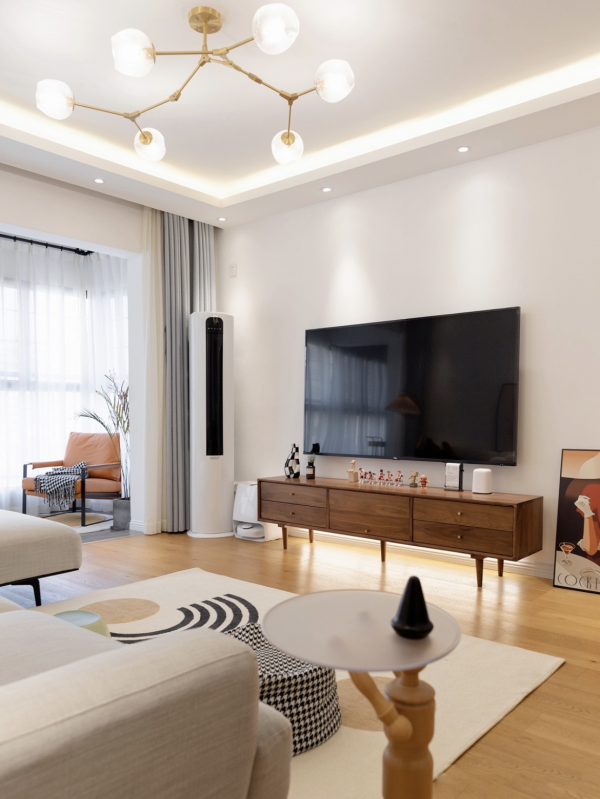 原木風&plus;大白牆，下次裝修還這麼做