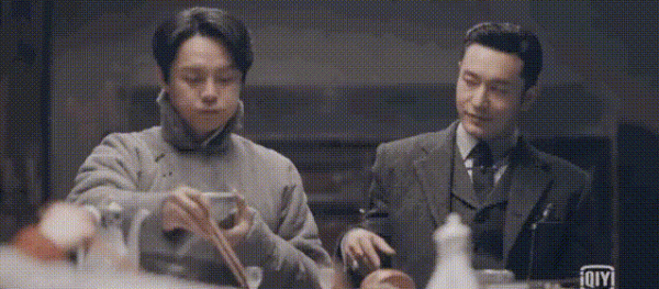 曾經的那些男神們，是“變臉”可怕，還是突然“發福”更可怕？