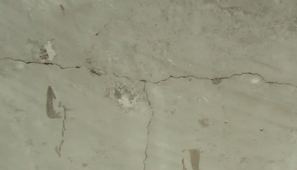 曾經風靡全國的預製板,為何現在不讓用了?4大缺點,農民不敢用 曾經風靡全國的預製板,為何現在不讓用了?4大缺點,農民不敢用