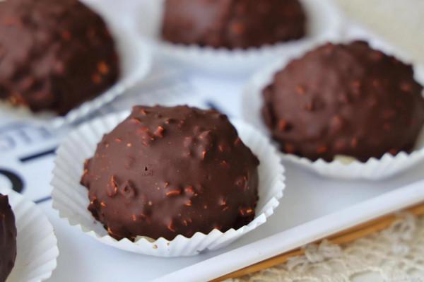 天氣冷,來點熱量甜品吧!一口下去太治癒了,一年至少吃一次吧 天氣冷,來點熱量甜品吧!一口下去太治癒了,一年至少吃一次吧