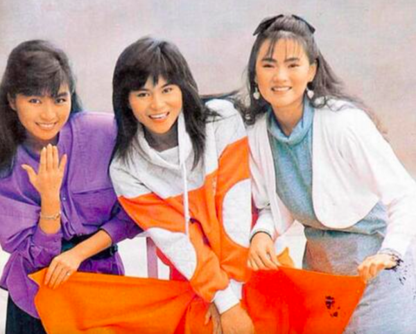 甩了音樂才子庾澄慶，又嫁給小十歲的影帝秦昊，伊能靜憑什麼？