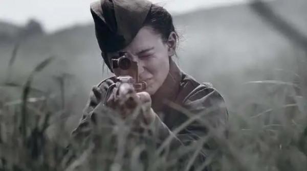 “狙擊女王”柳德米拉:25歲狙殺309名德軍,被美國總統接見 “狙擊女王”柳德米拉:25歲狙殺309名德軍,被美國總統接見