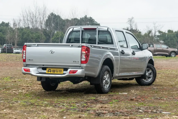 配備1.5T發動機，車身長度5523mm，全面解讀長城風駿5