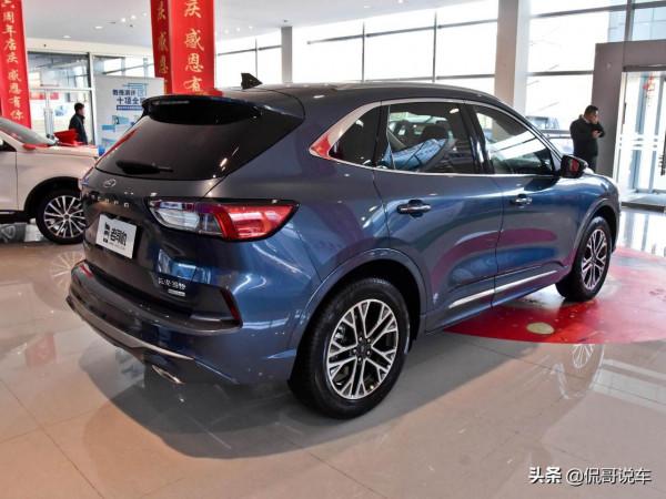 駕駛樂趣強質感高階 小哥帶你一起看福特銳際