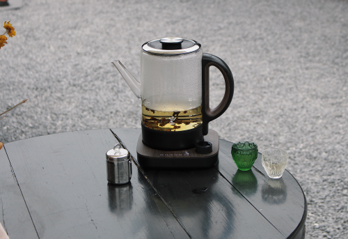 喝茶有講究，鳴盞升降煮茶器，讓生活更愜意