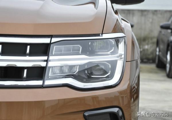 比老款更顯時尚氣息！搭2.0T+全時四驅，實拍體驗2021款大眾途昂