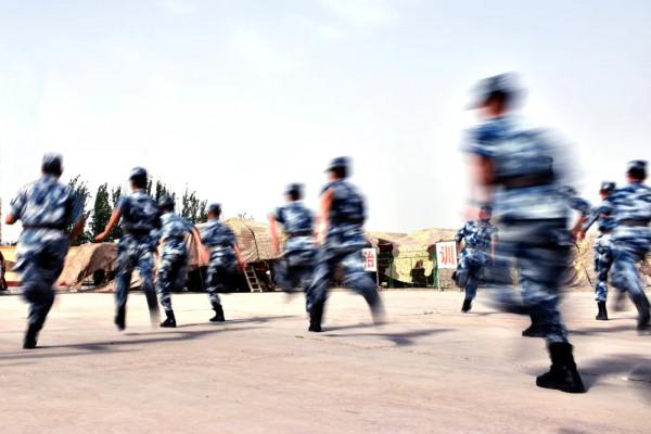 越熱越練!一切為了戰鬥 越熱越練!一切為了戰鬥