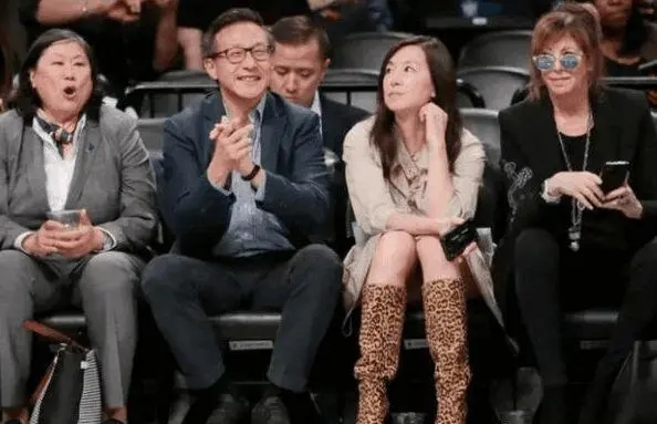 收購籃網+1.57億買下豪宅,紐約球迷為何還不肯買蔡崇信的賬? 收購籃網+1.57億買下豪宅,紐約球迷為何還不肯買蔡崇信的賬?