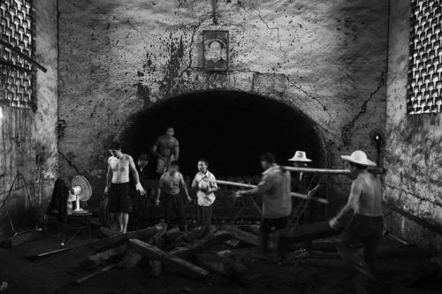 2018年,安徽一女士收到上面通知,才知退休礦工父親竟是一等功臣 2018年,安徽一女士收到上面通知,才知退休礦工父親竟是一等功臣