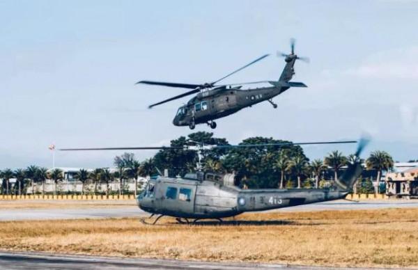 24小時內召集21.5萬兵力?臺青年:“送死你們去,繡紅旗我來” 24小時內召集21.5萬兵力?臺青年:“送死你們去,繡紅旗我來”