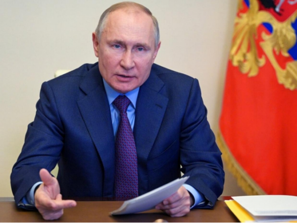 普京穿“防彈背心”發表新年賀詞？俄總統新聞秘書回應