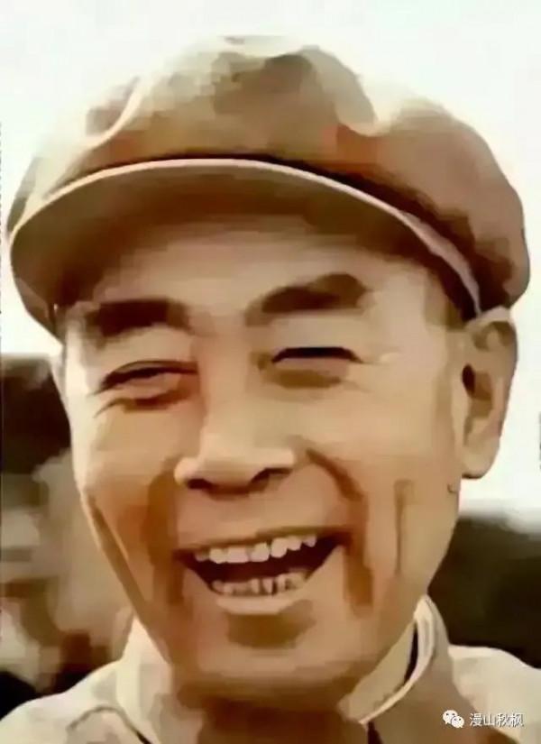 深切緬懷我們敬愛的周總理…