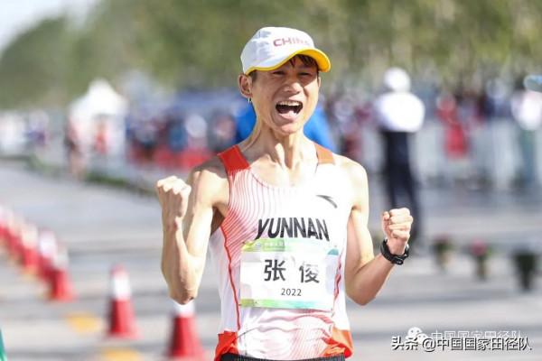 鞏立姣19米88鉛球摘金 葛曼棋11秒22百米折桂