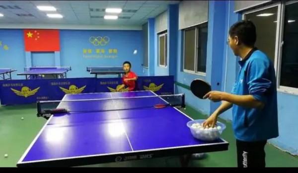 乒乓球提高～關於多球訓練（1）