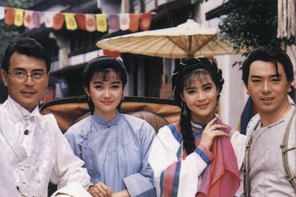 張晨光：倪萍勸朋友不要去他家吃飯，他連走紅毯的鞋都是租的