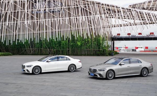 D級豪華轎車“數字”教科書，試駕賓士全新S級