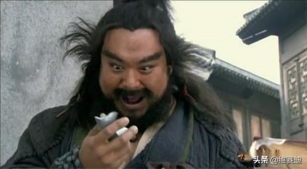 新老兩版《水滸》的李逵,一個是天殺星,另一個是天傻星 新老兩版《水滸》的李逵,一個是天殺星,另一個是天傻星