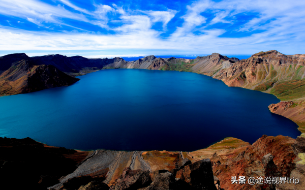 盤點中國最美的十大湖泊，夢幻般的人間仙境，僅西藏就有三個上榜