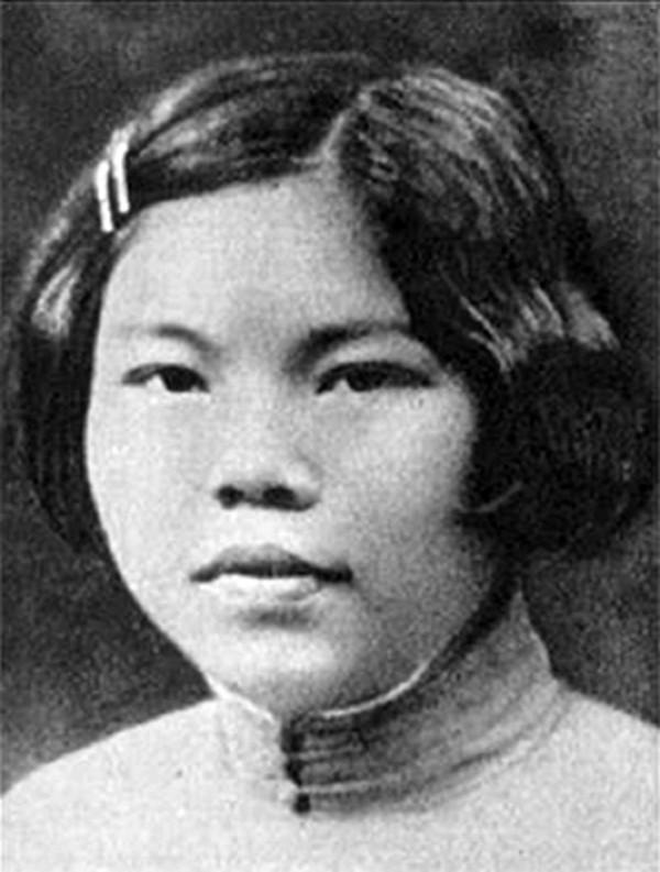 抗日女英雄：陳若克，被捕後咬破手指喂女兒，就義時母女身中27刀