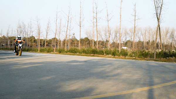 測評無極525R，從隨大溜到找回自我，此戰能否贏回一局