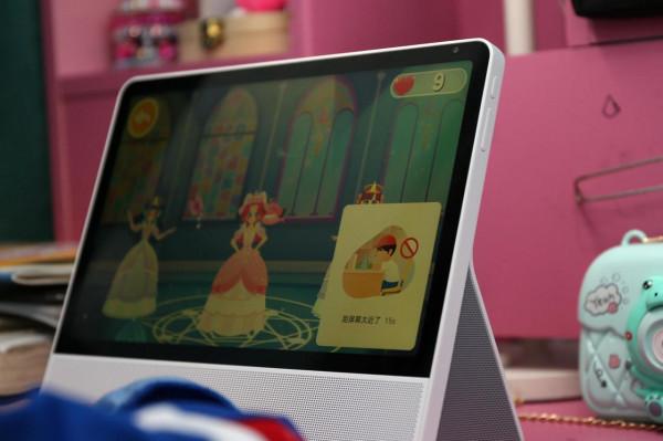 “小精靈”也可以變“大機靈”，華為小精靈學習智慧屏體驗評測