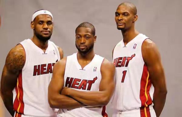 11年詹姆斯表現強於羅斯，為何MVP給了羅斯，是黑幕還是真實力？