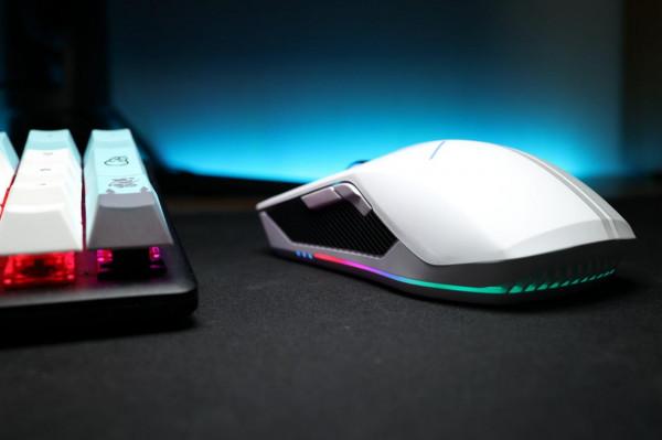 警告！毒液2.0的侵襲——機械師M7 二代無線遊戲滑鼠試用體驗