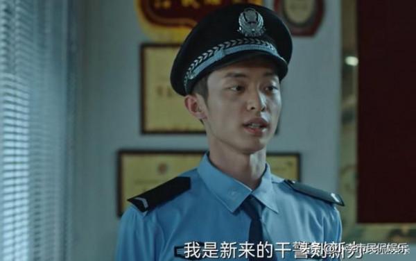 《八角亭迷霧》劉新力進警隊是有目的的,和玄珍的案子有關 《八角亭迷霧》劉新力進警隊是有目的的,和玄珍的案子有關