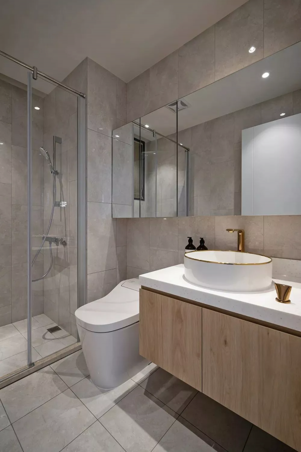 62㎡原木風兩室變三室，還有超多收納空間，三口人住得敞亮又自由