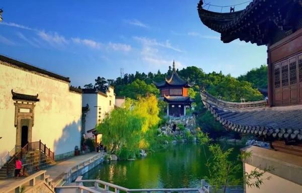 婺源“奇葩”景區，有錢買門票也不讓進，漢服是通行證