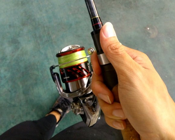 學會這四個技巧,新手也能用紡車輪做遠投,指哪打哪還不炸線 學會這四個技巧,新手也能用紡車輪做遠投,指哪打哪還不炸線