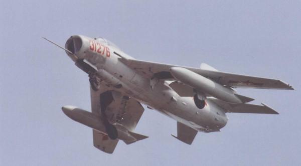 上百架對十幾架，南海和日本海上空的中美偵察機實力對比