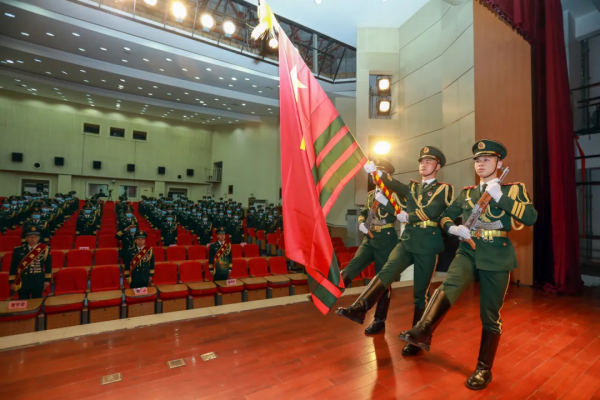 軍官達齡退役,制度化 軍官達齡退役,制度化