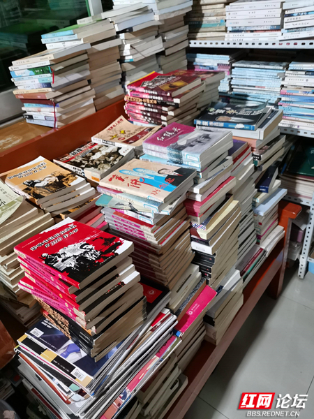 滿屏都是記憶！上世紀七八十年代都看什麼文學作品？